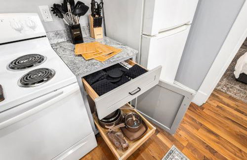 Remodeled Mins to Beach & Downtown Downstairs - Foto 29