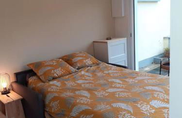 Studio Canapé convertible 2 pers avec jardin et parking clos - Foto 9