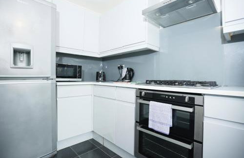 Gainsborough Place By N And N Stays Ltd, Perfect Location for Contractors and Corporate stays, Close to Cardiff Bay Area, Private Parking and fast Wifi - Foto 43