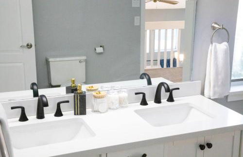 Riverfront Home with a View! - Foto 24