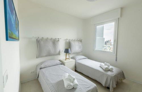 Vista mare a 10m dalla spiaggia, 8 piano e parcheggio privato - Foto 9