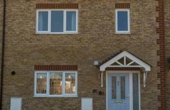 Beach Mews - Modern townhouse with patio and private parking - Photo 3