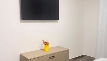 City Home 77 - Photo 3