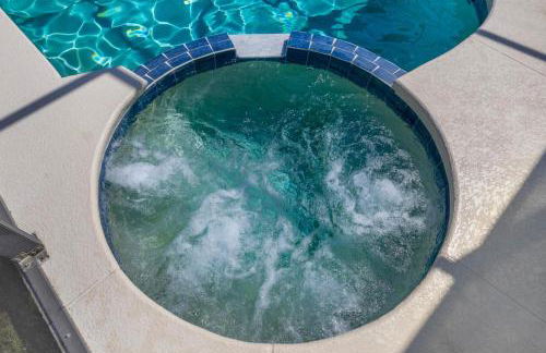 Orlando Retreat 5BR Pool and Spa Villa with Games Room and Mickey Themed Room - Foto 42