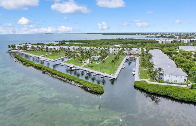 Waterfront Luxury Villa With Sunset Views And Boat Slip 3 Bedroom Townhouse by RedAwning - Foto 42