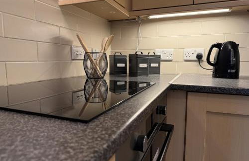 2 Bedroom Flat Free Parking Close to Gatwick - Foto 7