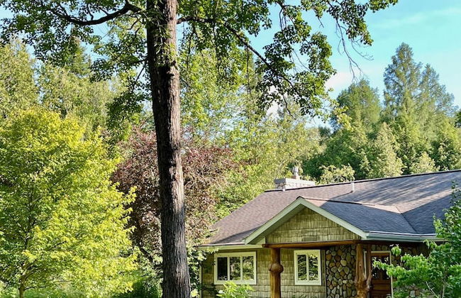 Boardman Monarch Upscale River Lodge HOT Tub! - Foto 73