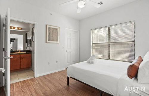 Spiral Stairs to Loft Bedroom Balcony with Shade - Foto 23