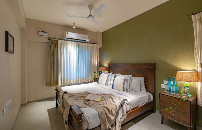 Legacy by Hireavilla- Full Field View Villa w Pool - Photo 30