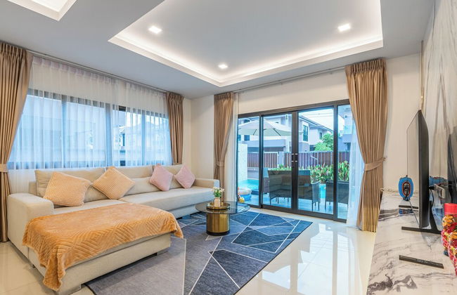 Southern Peak Pool Villa HuayYai Pattaya - Photo 39