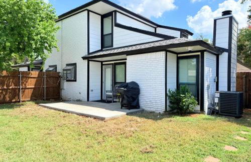 Arlington Entertainment District Home Blue Door - Foto 3