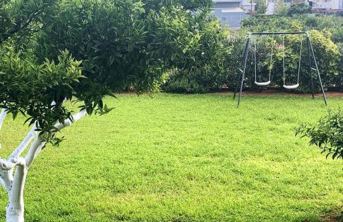 Luxury Home with Garden in the Suburbs - Foto 41