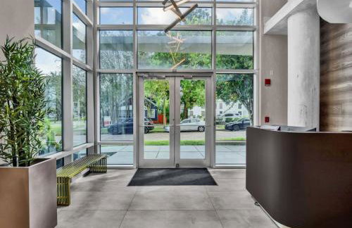 Luxurious 2 Beds 2 Baths Downtown Apartment - Foto 22