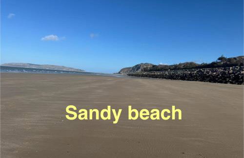 Lovely New 2 Bedroom Condo with Stunning Seaviews - Foto 45