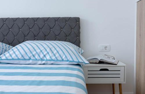 Luxury apartment with terrace Castel - Photo 3