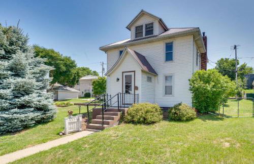 Cozy Iowa Getaway with Patio and Fenced-In Yard! - Foto 24
