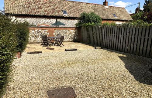 Pilgrims - Traditional flint cottage with open fire - Foto 13