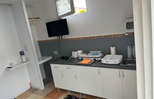 Estudios kylie y Evelyn - Foto 18