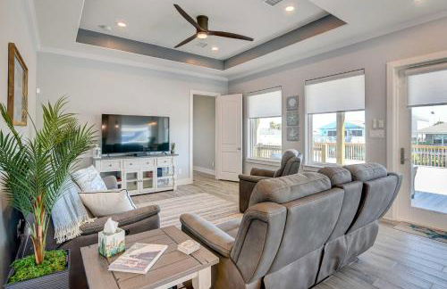 Private Dock and Patio Waterfront Galveston Retreat - Photo 6