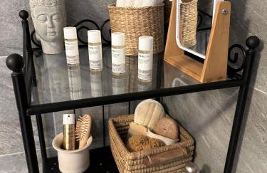 Spacious 82 m2 Two Bedroom classy apartment near City Center - Foto 41