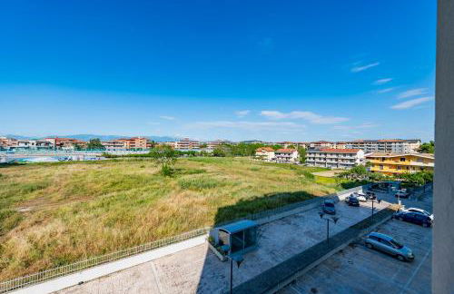 GuestHost - Bright Apartment with Terrace - Photo 29