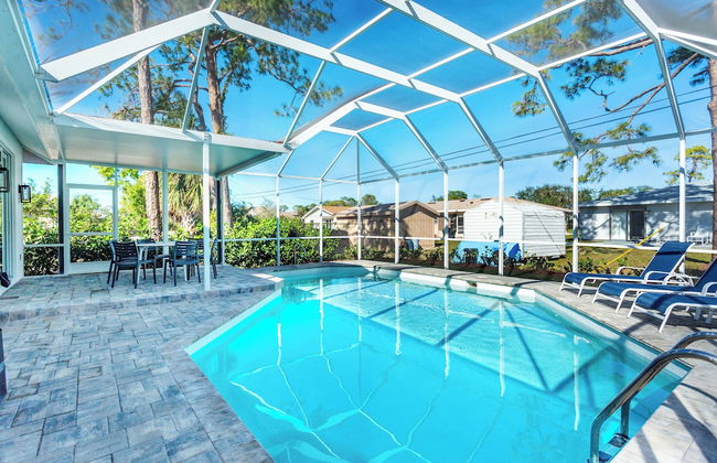 Tuscan Vacation Rental. Stylish 3-Bedroom Getaway Near Vanderbilt Beach Enjoy a Private Pool, Spacious Layout, and Modern Comforts Perfect for Families, Groups, and Pet-Friendly Stays - Foto 25