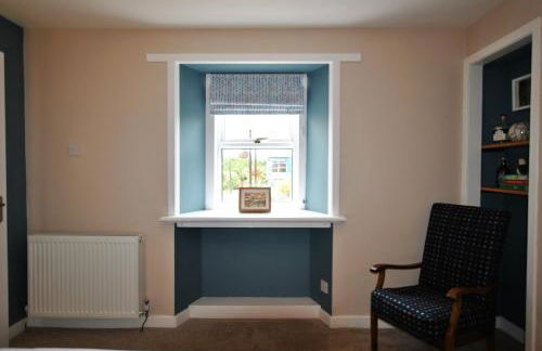 Carpenters Cottage- coastal stay with garden - Foto 19