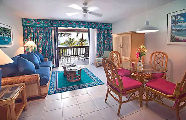 Sapphire Beach Resort - Photo 10