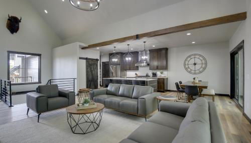 Luxurious Lead Vacation Rental with Private Hot Tub! - Foto 5