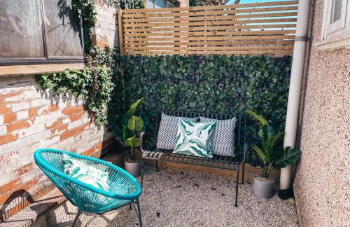 Commercial House, By Solace Stays - Foto 43