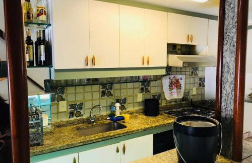 Casa de Praia Angra dos Reis c/Píer exclusivo à Beira Mar + Churrasqueira a 5min da praia. - Foto 49