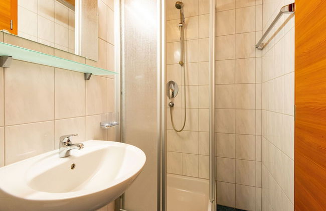 Inviting Holiday Apartment in Ladis With Balcony - Foto 42