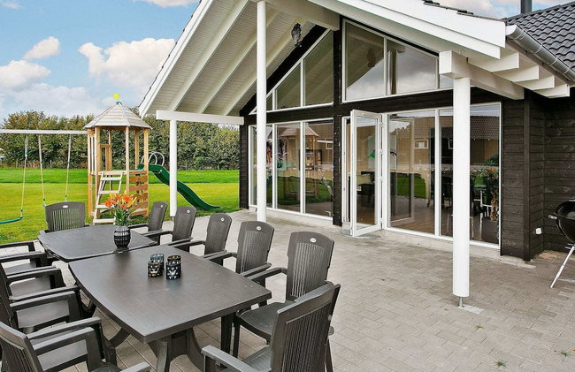 Luxury Pool Villa by Sea - By Traum Ferienwohnungen - Photo 20