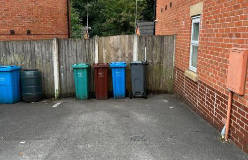 House - Sleeps 5 Private Parking & Pets Allowed - Foto 10