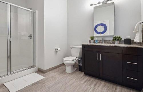 2BR Premium Downtown Suite - Foto 31