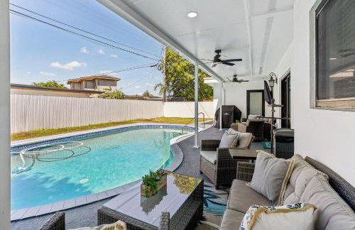 Miami Oasis, Spacious 4-Bedroom Home with Pool - Photo 10