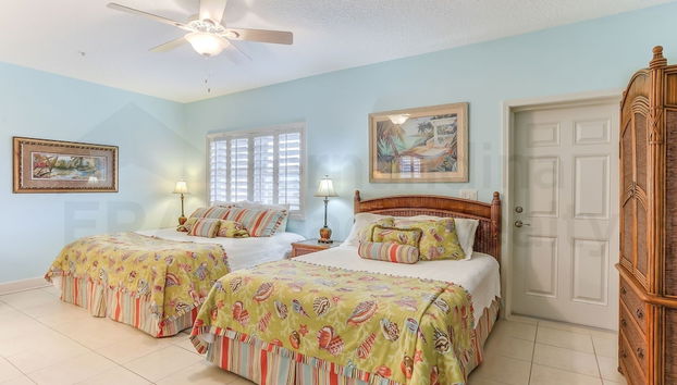 Dog Friendly Home with Ocean View from Balcony by RedAwning - Foto 2, Habitación