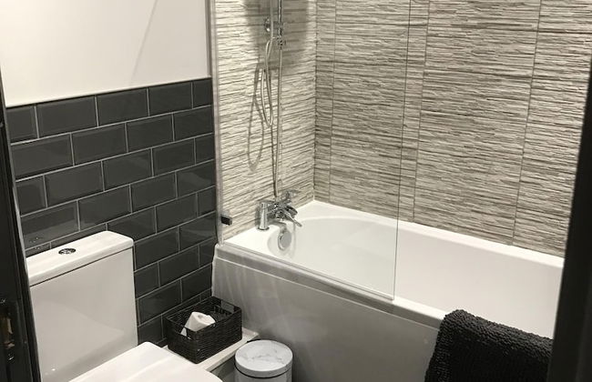 North Lodge - Photo 8