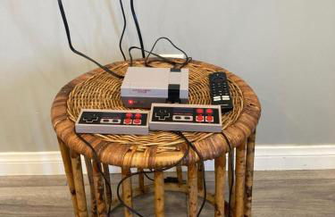 Spacious 3 bedroom unit with backyard and parking just 10 minutes from Rodeo Dr and attractions! - Photo 22