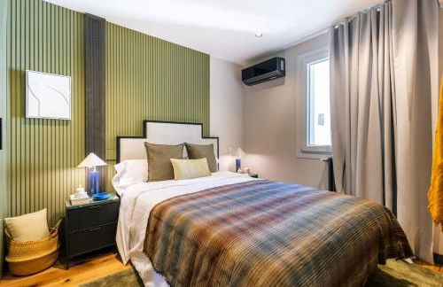 Stylish 4 suites +patio luxury apartment Gran Via - Photo 26