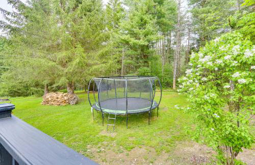 Game Room and Yard Greentown Home Near State Park - Foto 32