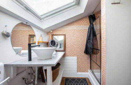 Le Chalet Panoramique Jaccuzi Parking Vue Montagne - Foto 30