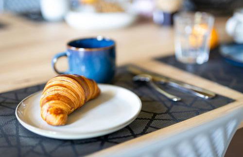 CENTER PARCS à 5min - Idéal Familles & Groupes - 3 parkings - Piscine - Jardin clos - Au calme - Châteaux de la Loire - Foto 44