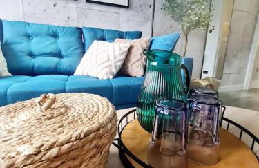 Lovely house with back garden - PRIVATE driveway - Foto 1