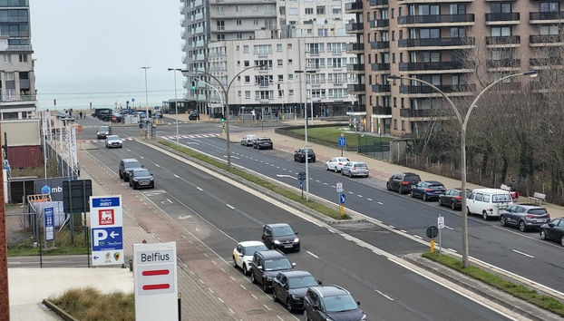 Spacious Apartment With Large Terrace Parking in Ostend - Foto 2, Habitación