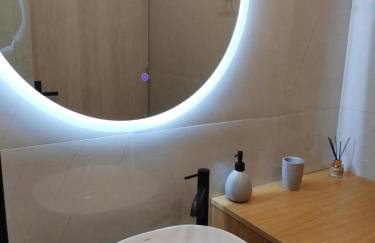 Simple, Calm and Luxurious - Photo 30