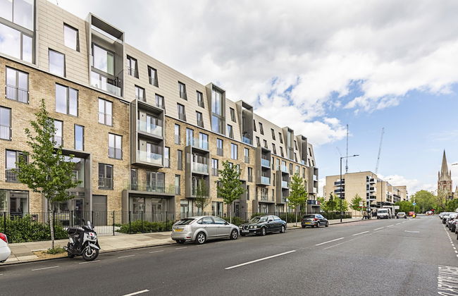 Stunning Brand New Westminster Apartment - Photo 35