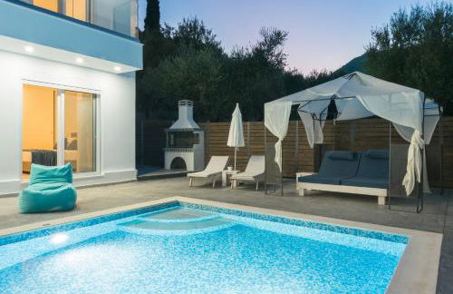 Maridenia Villa - Family Escape with Private Pool, by ZanteWize - Foto 36