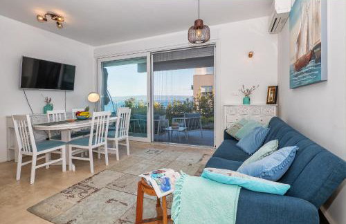 Sea View Apartment Joshua near Žnjan Beach in Split - Photo 11