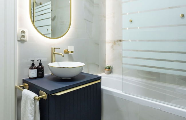 Decadent Art Deco Apartment in Old Town - Foto 28